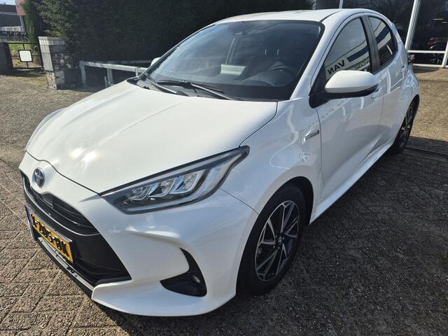 Toyota YARIS 1.5 Hybrid Dynamic TREKHAAK