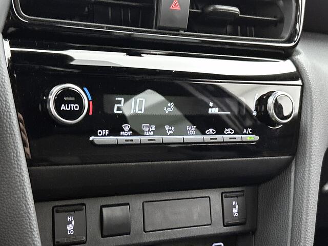 Toyota YARIS Cross 1.5 Hybrid 115 First Edition | BTW Voertuig | Stoel en stuurwielverwarming | Onderweg-naar-dealer