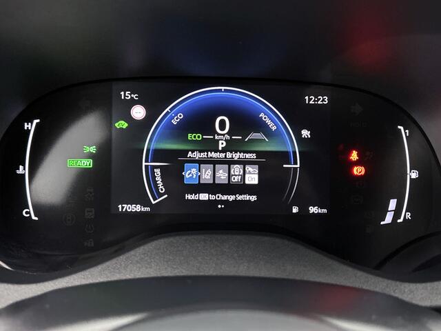 Toyota YARIS Cross 1.5 Hybrid 115 First Edition | BTW Voertuig | Stoel en stuurwielverwarming | Onderweg-naar-dealer