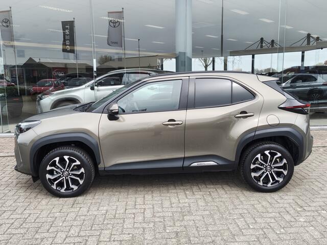 Toyota YARIS Cross 1.5 Hybrid 115 First Edition | Sensoren v/a | Stoelverwarming