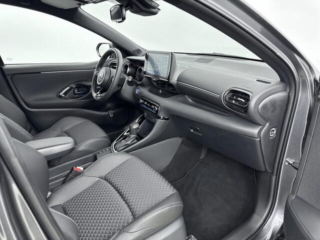 Toyota YARIS 1.5 Hybrid Executive | NL-Auto | PDC | Stoelverwarming |