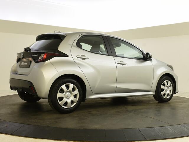 Toyota YARIS 1.5 Hybrid 115 Active | Stoelverw. | Carplay | Adapt. cruise |