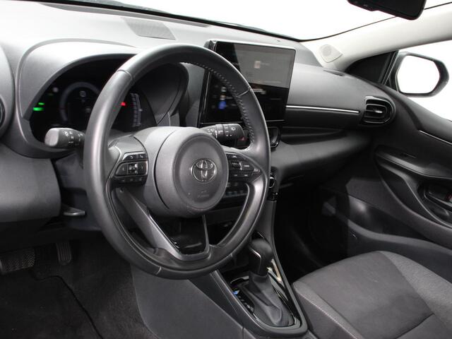 Toyota YARIS 1.5 Hybrid Dynamic Automaat | Climate control | Cruise control adaptieve | LED | Achteruitrijcamera | Keyless start | Lane assist | Navigatie | Apple Carplay/ Android Auto |