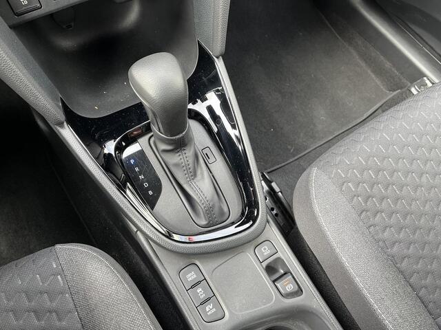 Toyota YARIS Cross 1.5 Hybrid 115 First Edition | Stoelverwarming | Parkeersensoren | Dodehoek detectie