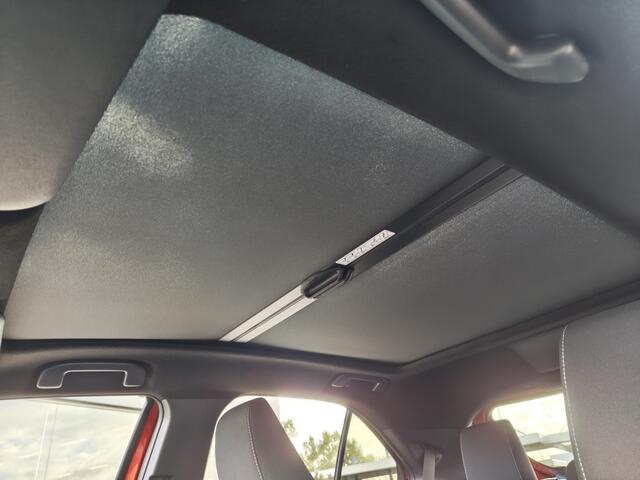 Toyota YARIS Cross 1.5 Hybrid 115 Style | Pano | Head-Up Display | Navi | Stoelverw