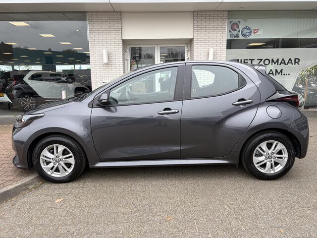 Toyota YARIS 1.5 Hybrid 115 Active Plus | Sensoren V/A | Stuur+stoelverwarmin