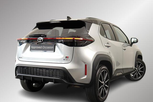 Toyota YARIS Cross 1.5 Hybrid 130 GR SPORT, BSM, JBL, HUD, Stoel en stuurverwarming