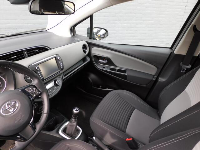 Toyota YARIS 1.5 VVT-i Aspiration TOPSTAAT! CAMERA! BLUETOOTH! NAVI! CLIMA! CRUISE!