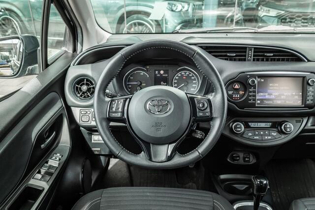 Toyota YARIS 1.5 Hybrid Executive Camera | Stoelverwarming