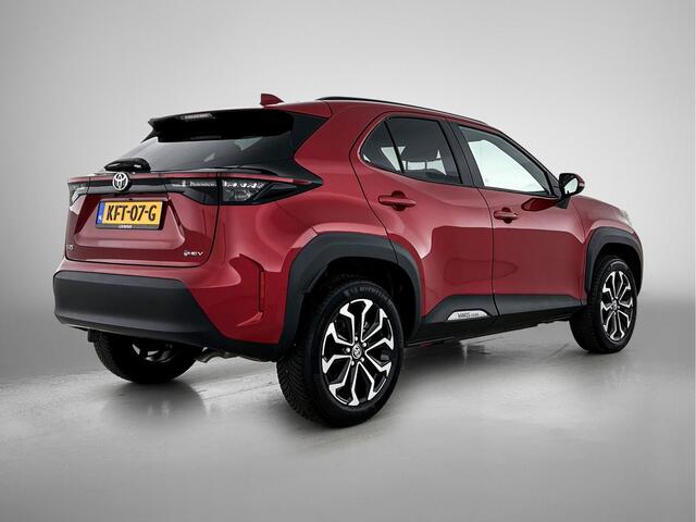 Toyota YARIS Cross 1.5 Hybrid 115 Dynamic | BTW Voertuig | Stoel en stuurwielverwarming | Onderweg-naar-dealer