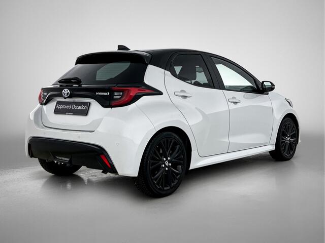 Toyota YARIS 1.5 Hybrid Executive | JBL | Stoelverwarming | Lederenbekleding |