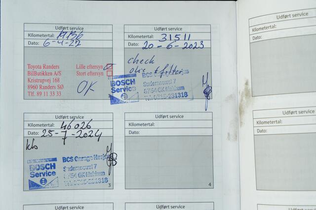 Toyota YARIS 1.5 Hybrid Active Automaat | 66.000 KM, Camera | Keyless |Clima | PDC | | Trekhaak Cruise | Navi | Carplay/Android | Regensensor |