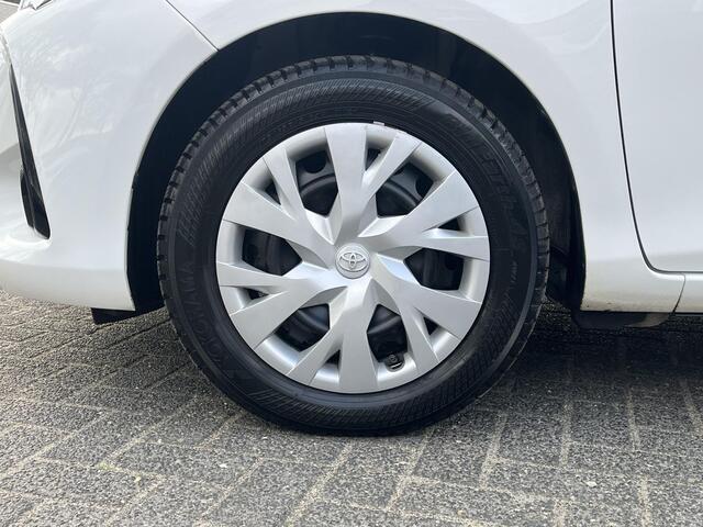 Toyota YARIS 1.5 Hybrid Active | Climate control | Parkeercamera | Cruise control | Bluetooth