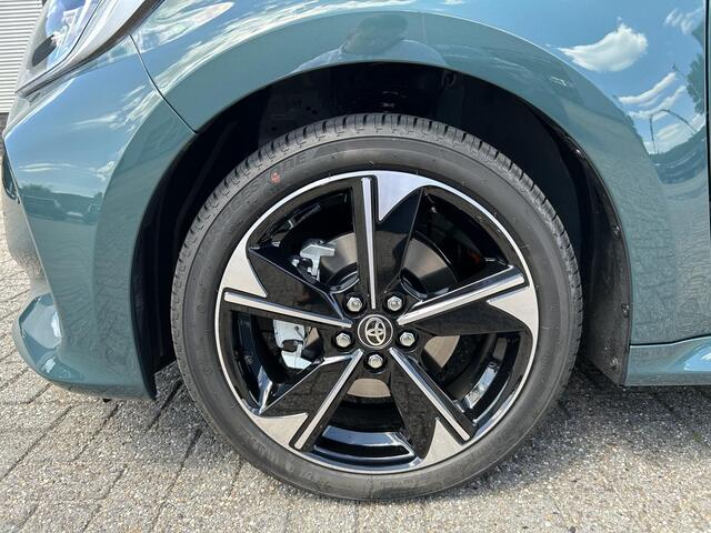 Toyota YARIS 1.5 Hybrid 130 Executive Premium