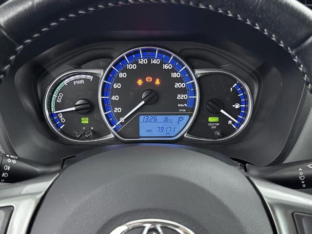 Toyota YARIS 1.5 Hybrid Dynamic | Parkeercamera | Airco | Radio |