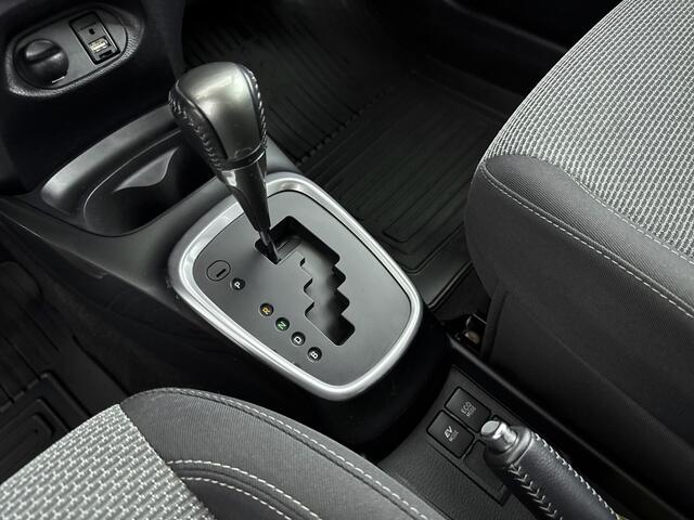 Toyota YARIS 1.5 Hybrid Dynamic | Parkeercamera | Airco | Radio |