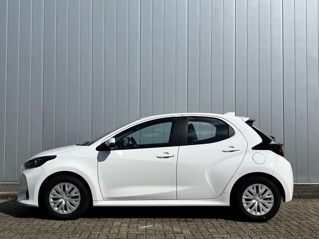 Toyota YARIS 1.5 Hybrid Active NL Auto Carplay Clima Adpt Cruise