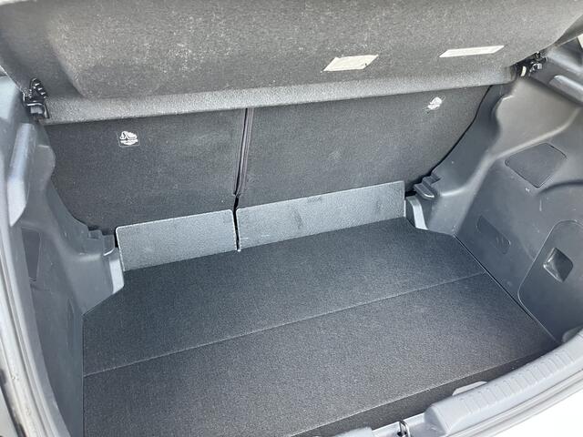 Toyota YARIS 1.5 Hybrid Active NL Auto Carplay Clima Adpt Cruise