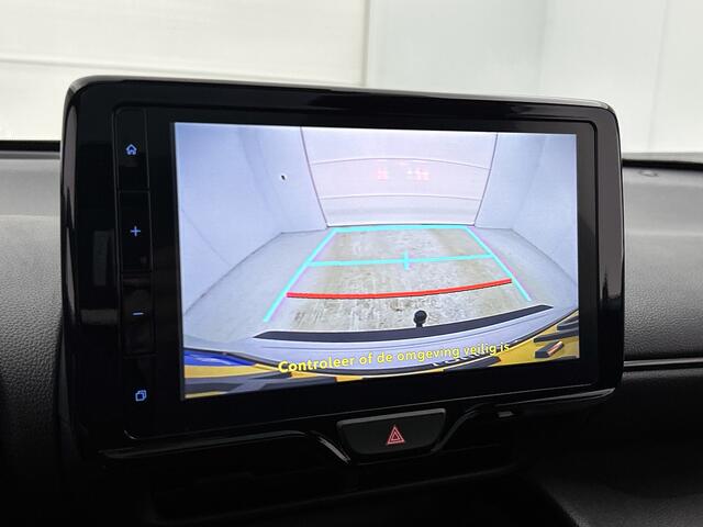 Toyota YARIS Cross 1.5 Hybrid GR Sport | Stoel en stuurwielverwarming | Dealeronderhouden | Panorama dak | Onderweg-naar-dealer