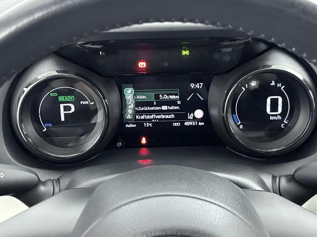 Toyota YARIS 1.5 Hybrid Executive | JBL-Audio | Head-up Display | Onderweg-naar-dealer