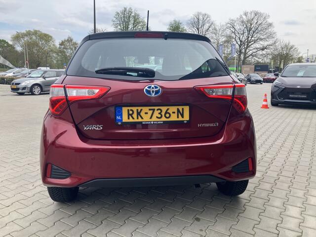 Toyota YARIS 1.5 Hybride Executive | Bi-Tone | All Season | Pdc (37420KM)