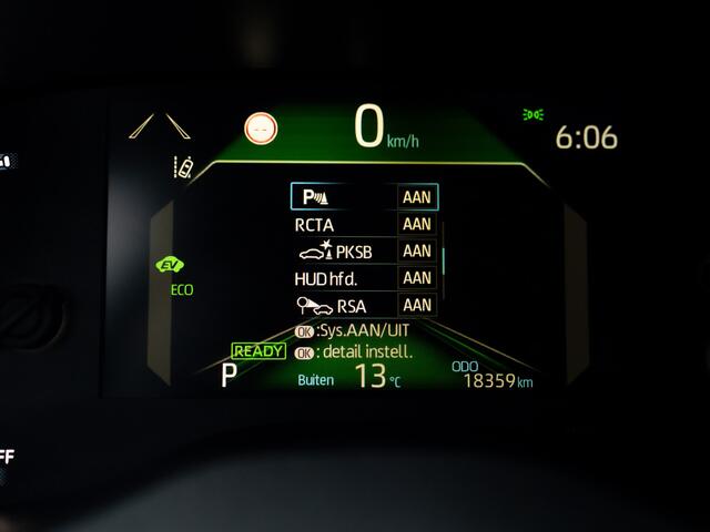 Toyota YARIS Cross 1.5 Hybrid Executive | Bi-Tone | Trekhaak | Head Up | Dodehoek Sensoren | Prijs Rijklaar!!