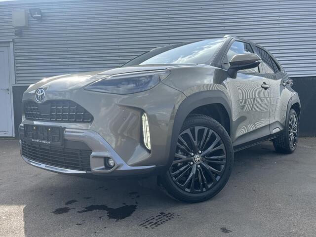 Toyota YARIS Cross 1.5 Hybrid Adventure Trekhaak, dodehoekdetectie, LMV, Stoelverwarming, Parkeersensoren, HUD, LED