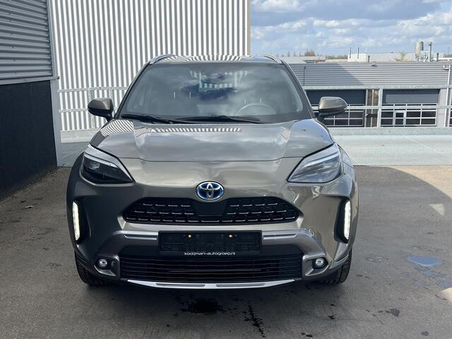 Toyota YARIS Cross 1.5 Hybrid Adventure Trekhaak, dodehoekdetectie, LMV, Stoelverwarming, Parkeersensoren, HUD, LED