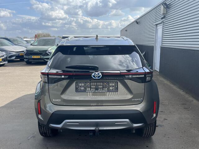 Toyota YARIS Cross 1.5 Hybrid Adventure Trekhaak, dodehoekdetectie, LMV, Stoelverwarming, Parkeersensoren, HUD, LED