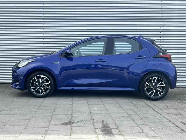 Toyota YARIS 1.5 Hybrid Dynamic | LED | CruiseControl | Navi | Camera |