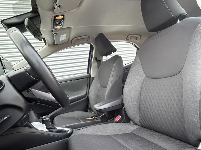 Toyota YARIS 1.5 Hybrid Dynamic | LED | CruiseControl | Navi | Camera |