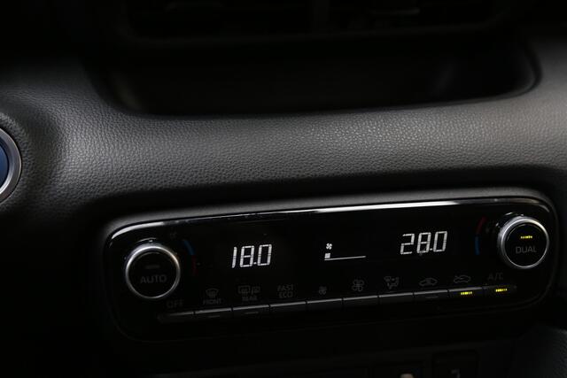 Toyota YARIS 1.5 Hybrid Executive Sport Bi-Tone Navi Carplay LED Camera