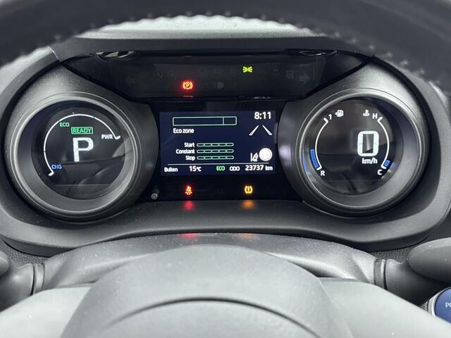 Toyota YARIS 1.5 Hybrid Dynamic | NL dealeronderhouden | Trekhaak | Onderweg-naar-dealer