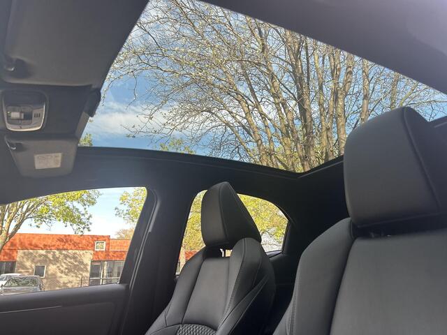 Toyota YARIS 1.5 Hybrid Executive