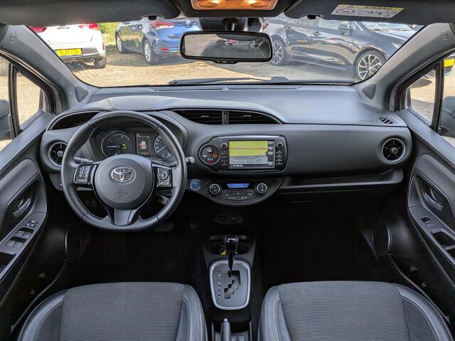 Toyota YARIS 1.5 Hybrid Executive | Dealer OH | Trekhaak | Half-leer | Camera | Cruise Control | Keyless | Navi