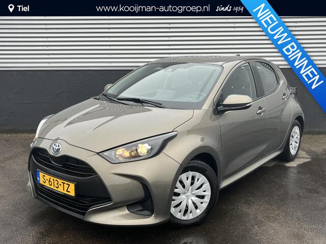 Toyota YARIS 1.5 Hybrid Active NL-auto! Apple CarPlay/Android Auto Navigatie, Achteruitrijcamera, Adaptieve cruise control, Climate control, Nieuw geleverd en dealeronderhouden