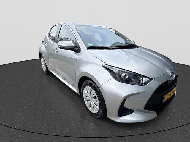 Toyota YARIS 1.5 Hybrid Active | Navi | 4 seizoen | Rijklaar