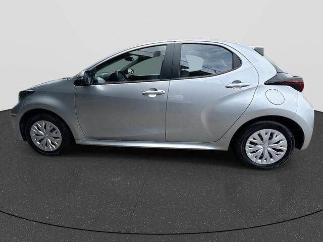 Toyota YARIS 1.5 Hybrid Active | Navi | 4 seizoen | Rijklaar