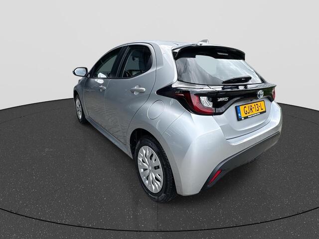 Toyota YARIS 1.5 Hybrid Active | Navi | 4 seizoen | Rijklaar
