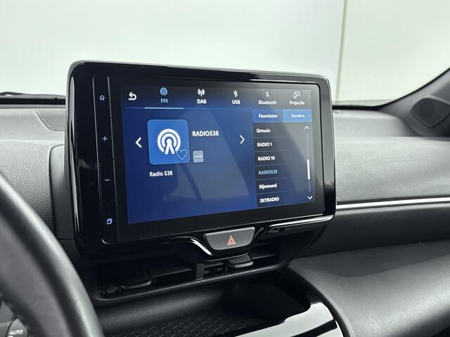 Toyota YARIS Cross 1.5 Hybrid Dynamic | Trekhaak | Stoelverwarming | Blind Spot | PDC |