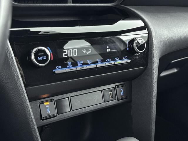 Toyota YARIS Cross 1.5 Hybrid Dynamic | Trekhaak | Stoelverwarming | Blind Spot | PDC |