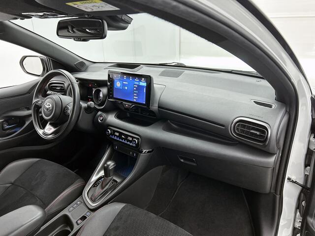 Toyota YARIS 1.5 Hybrid GR Sport | Stoel en stuurwielverwarming | Sportief uitgevoerd |