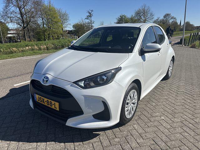 Toyota YARIS 1.5 Hybrid 115 Active Camera | Cruise | Navi | LED | LMV 15" | + onderh hist.