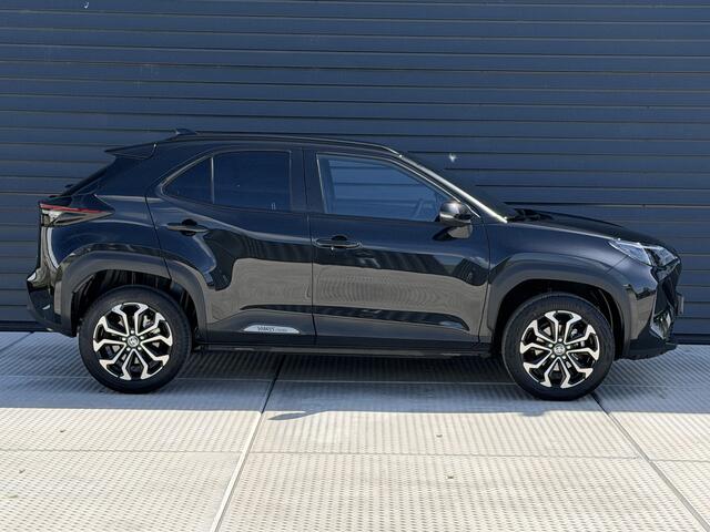 Toyota YARIS Cross 1.5 Hybrid 130 PK AUT Dynamic / Camera / Blind spot / Navigatie