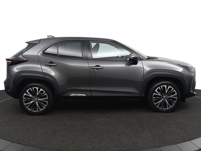 Toyota YARIS Cross 1.5 Hybrid Executive | Trekhaak | Stoelverwarming | Parkeersensoren Rondom | Navigatie | JBL | Head Up Display |
