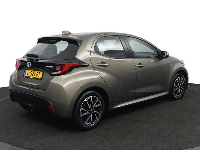 Toyota YARIS 1.5 Hybrid Dynamic | Led Verlichting | Keyless Entry | Achteruitrijcamera | Adaptieve Cruise control | Climate Control |