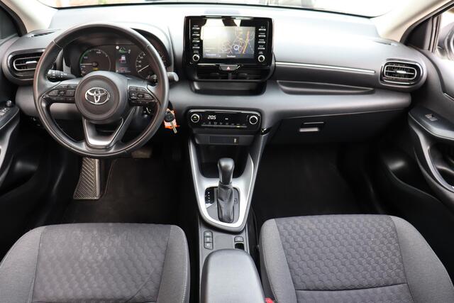 Toyota YARIS 1.5 Hybrid Active | Apple Carplay / Android Auto, Parkeercamera, Navigatie, Adaptieve Cruise Control, Stuurwiel bediening, Navigatie.