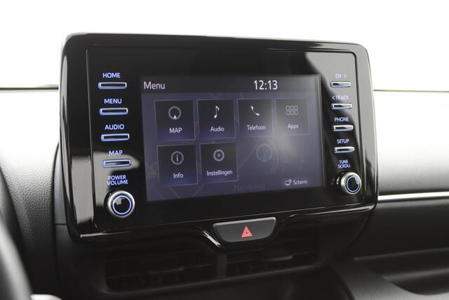 Toyota YARIS 1.5 VVT-i Business Plus | Airco | Trekhaak | Navigatie | 17 Inch all-weather |