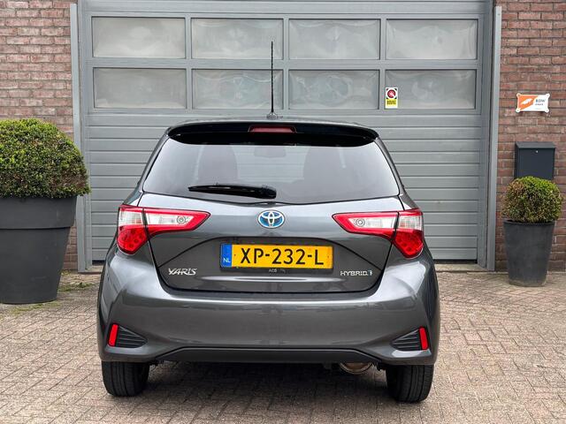 Toyota YARIS 1.5 Hybrid Y20 20 Jaren editie. Automaat.