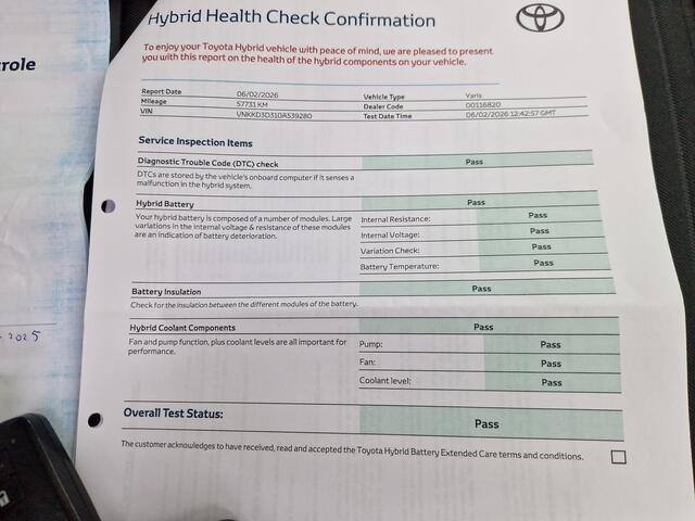 Toyota YARIS 1.5 Hybrid Dynamic | NL Auto | Dealer onderhouden | Camera | Navi | LM Velgen